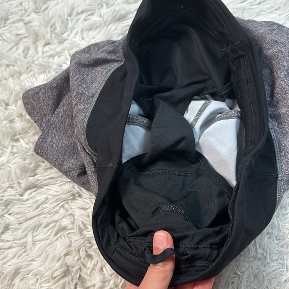 Lululemon Speed Up Short *2.5" Heather Lux Multi Black / Black (First Release) - Picture 2 of 5